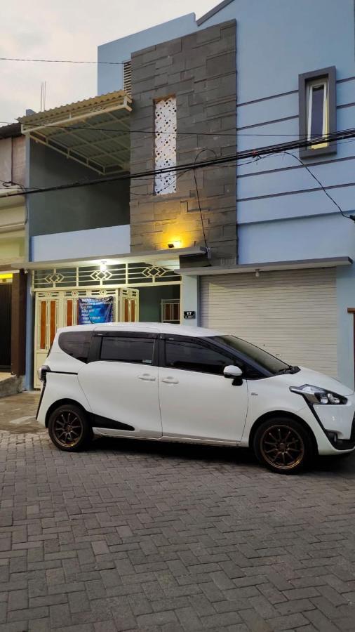 OYO 91209 Arjuna Residence Syariah Sby Surabaya Bagian luar foto