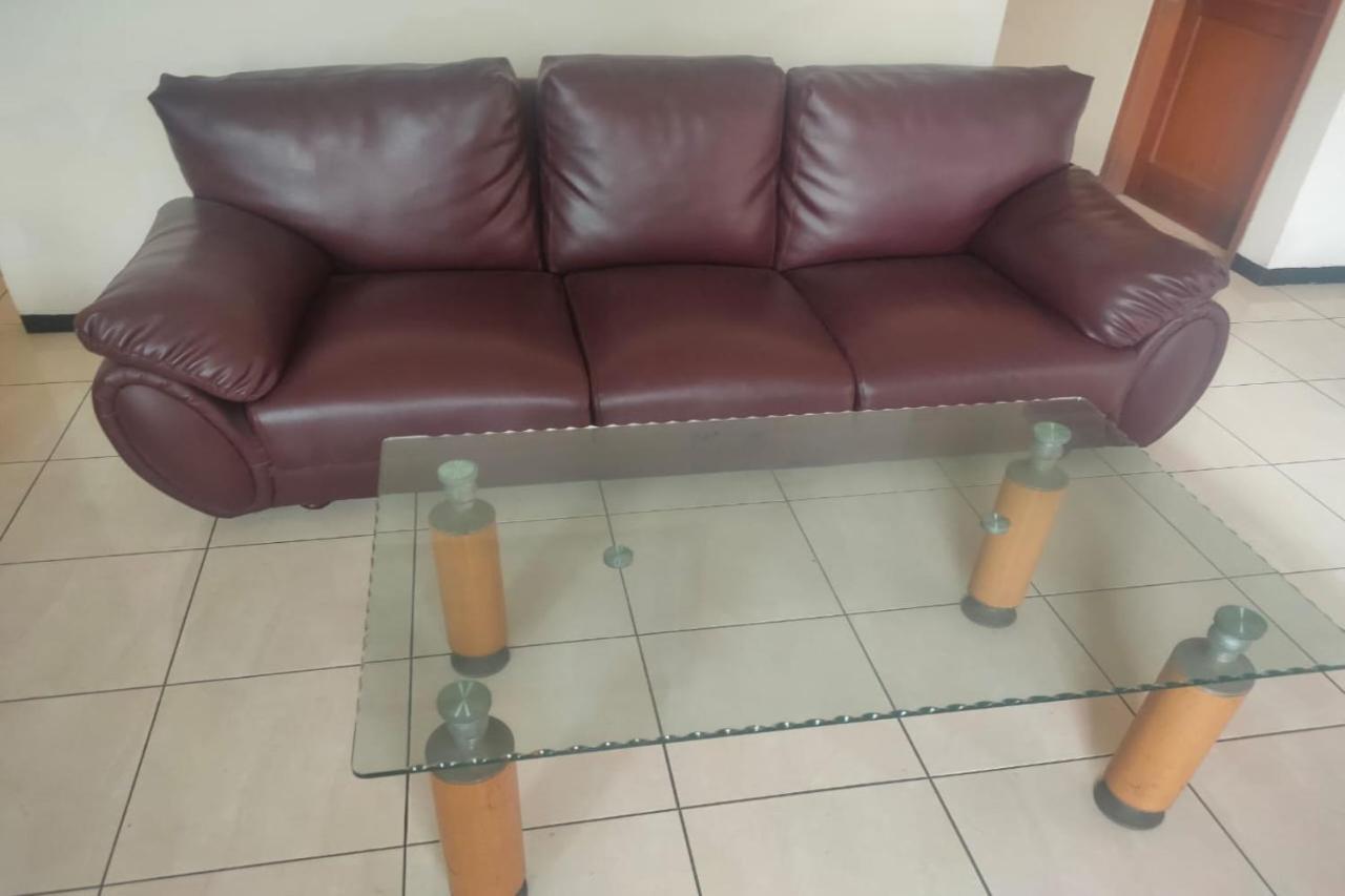 OYO 91209 Arjuna Residence Syariah Sby Surabaya Bagian luar foto